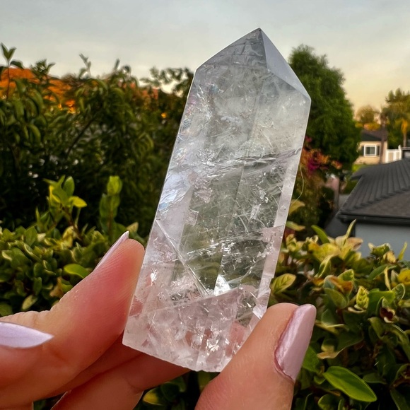 SUPER RARE White Fluorite Tower - Picture 5 of 7